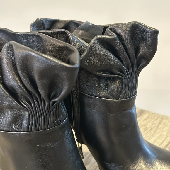 Prada Black Leather Bootie Ruffle Platform Heel size 40/10 - Picture 11 of 15